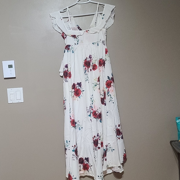 Women Dress - Picture 2 of 5